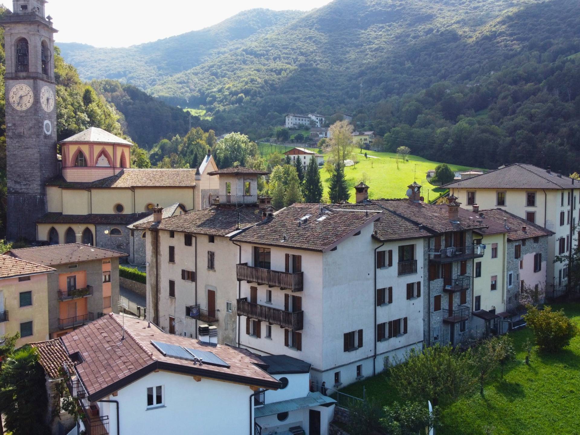 Stabile/Palazzo a Zogno